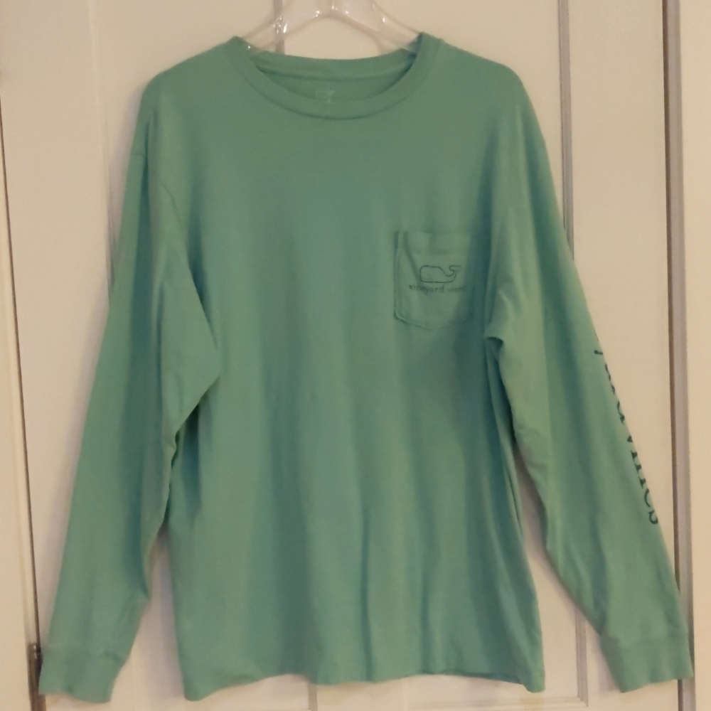 Men's L Vineyard Vines LS Whale Tee